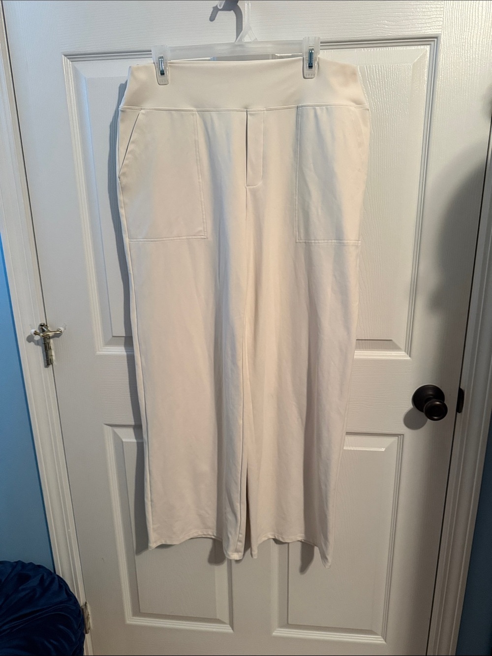 Wide-Leg Pull-On Pants in Cream